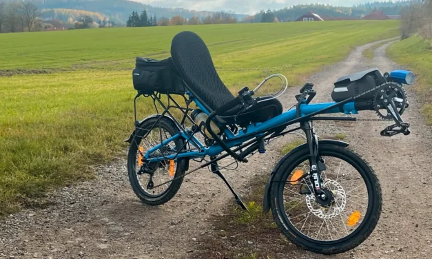 A great looking DIY recumbent bike by Jan Tomasek